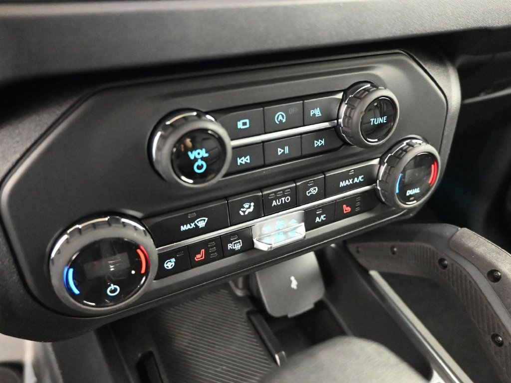 New 2026 Ford Bronco Badlands AWD/4WD image 14