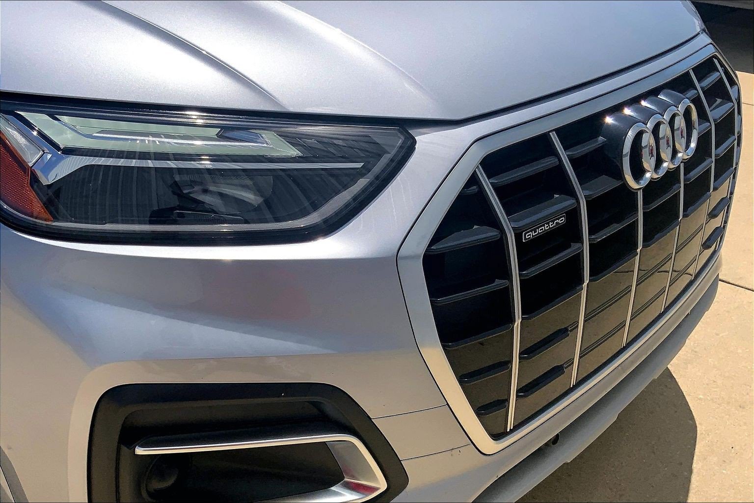 Used 2023 Audi Q5 2.0T Premium w/ Convenience Package AWD/4WD image 35