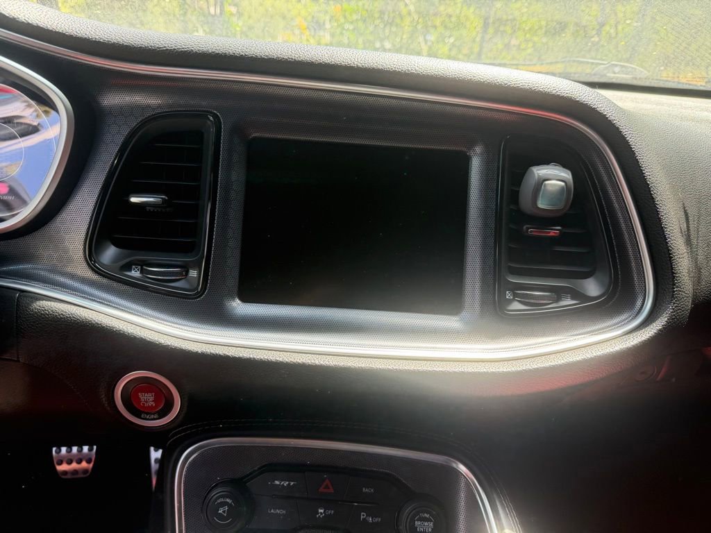 Used 2015 Dodge Challenger SRT w/ Technology Group image 23