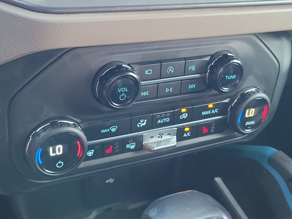 Used 2024 Ford Bronco Wildtrak AWD/4WD image 35