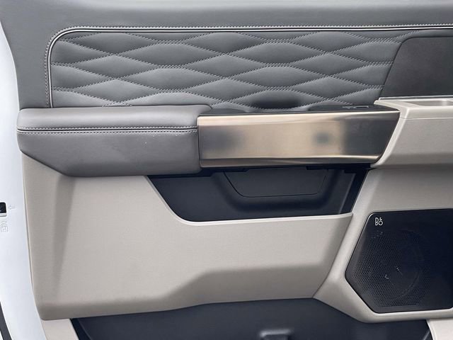 Certified 2025 Ford F350 Platinum w/ Platinum Plus Package image 10