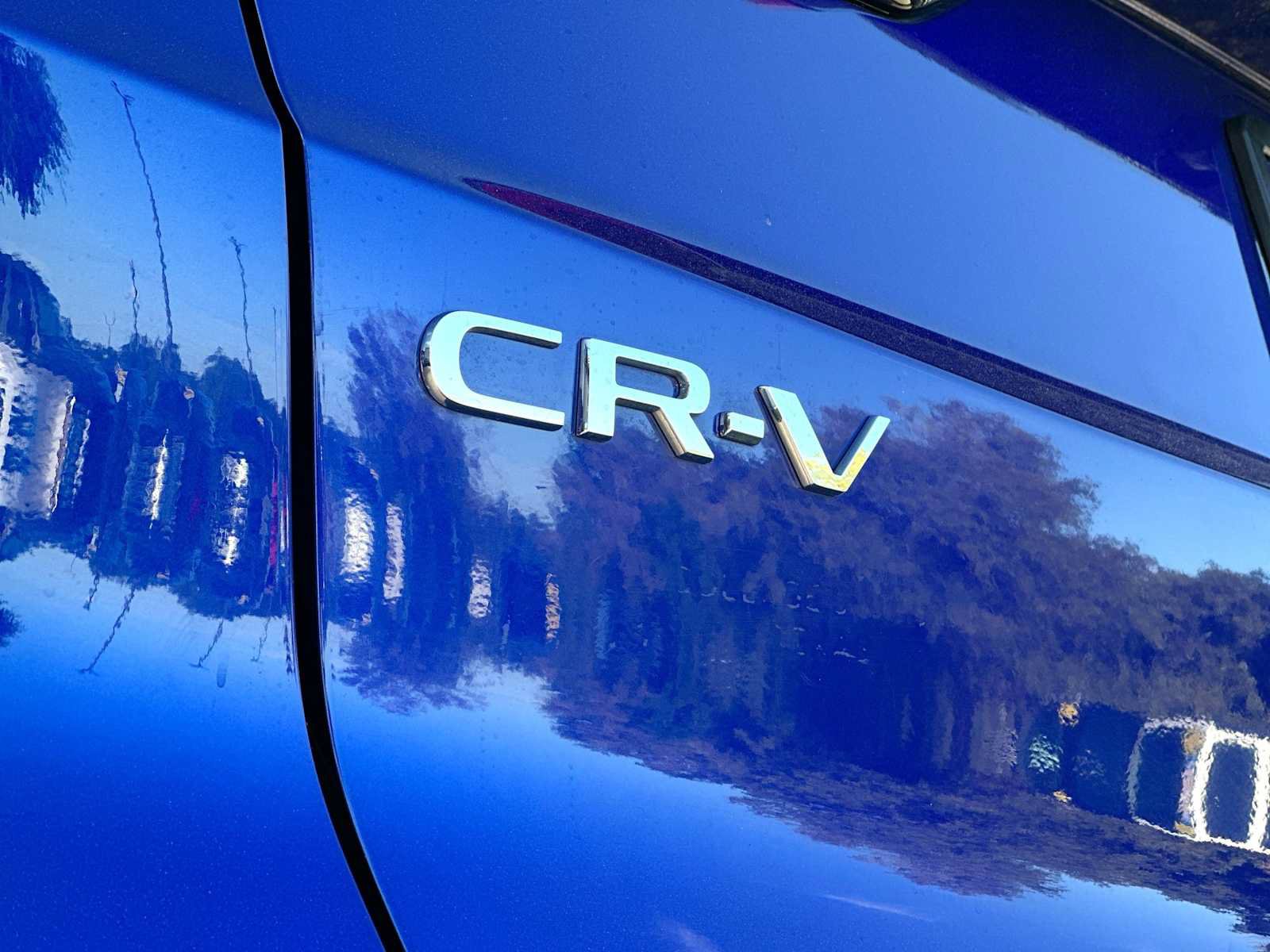 Used 2025 Honda CR-V EX image 15