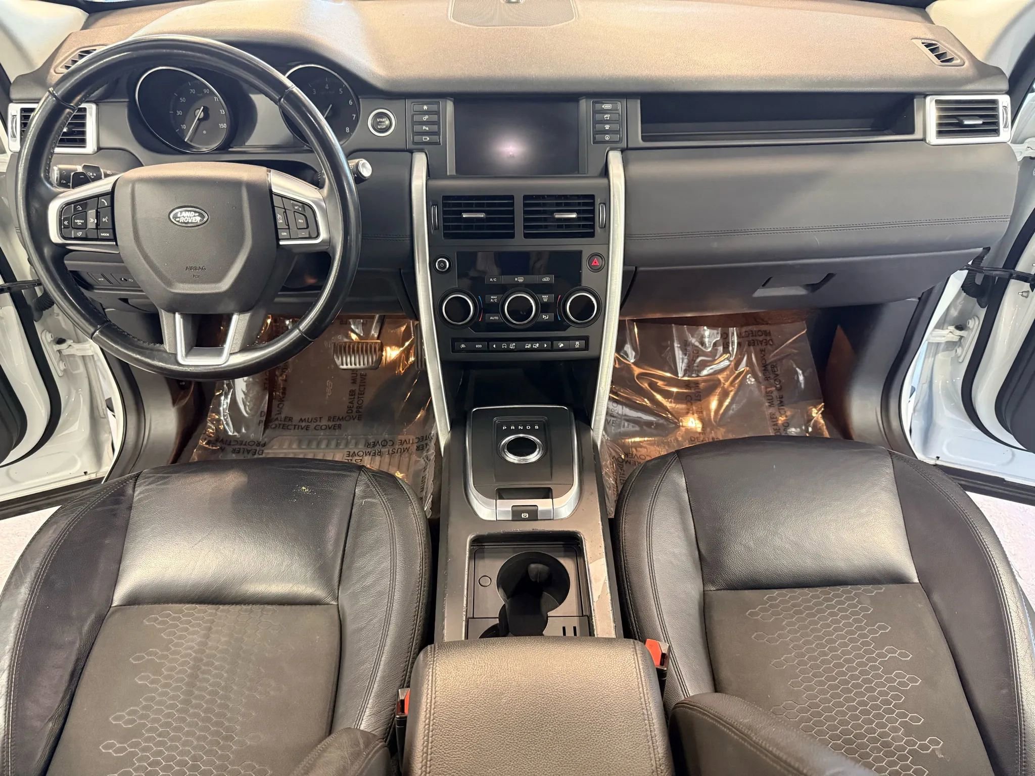 Used 2017 Land Rover Discovery Sport SE AWD/4WD image 38