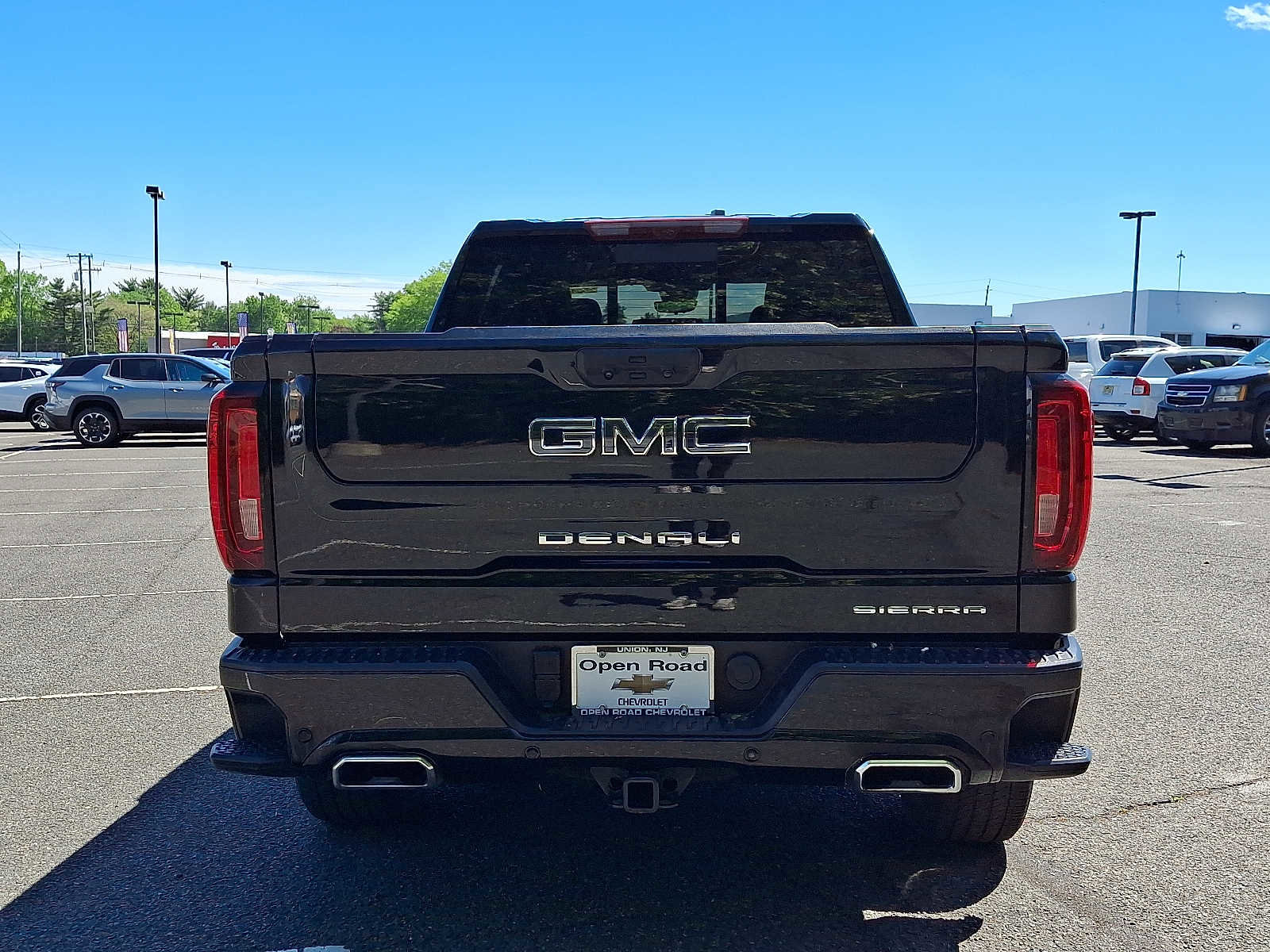 Used 2024 GMC Sierra 1500 Denali Ultimate AWD/4WD image 6