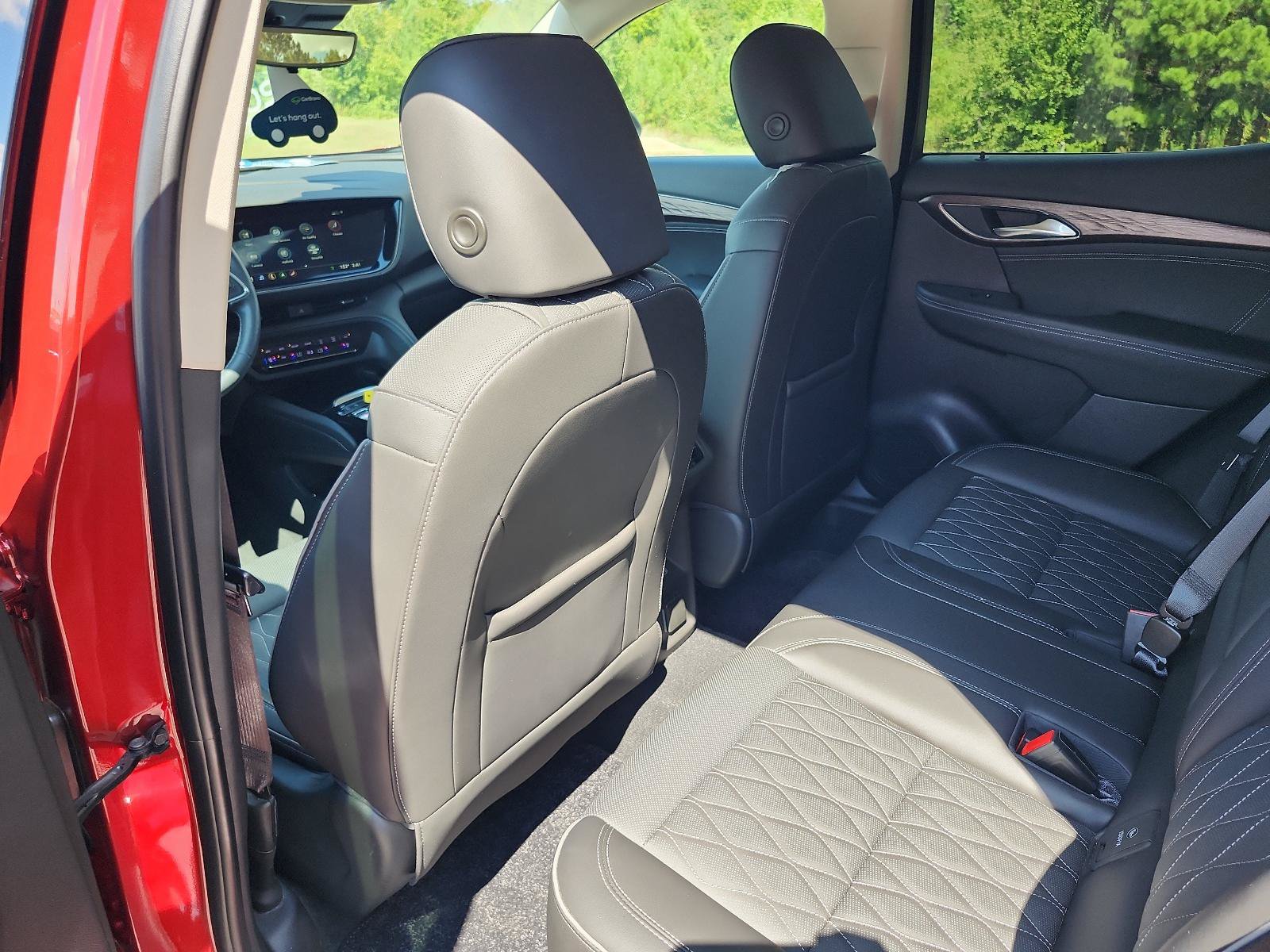 Certified 2023 Buick Envision Avenir AWD/4WD image 13