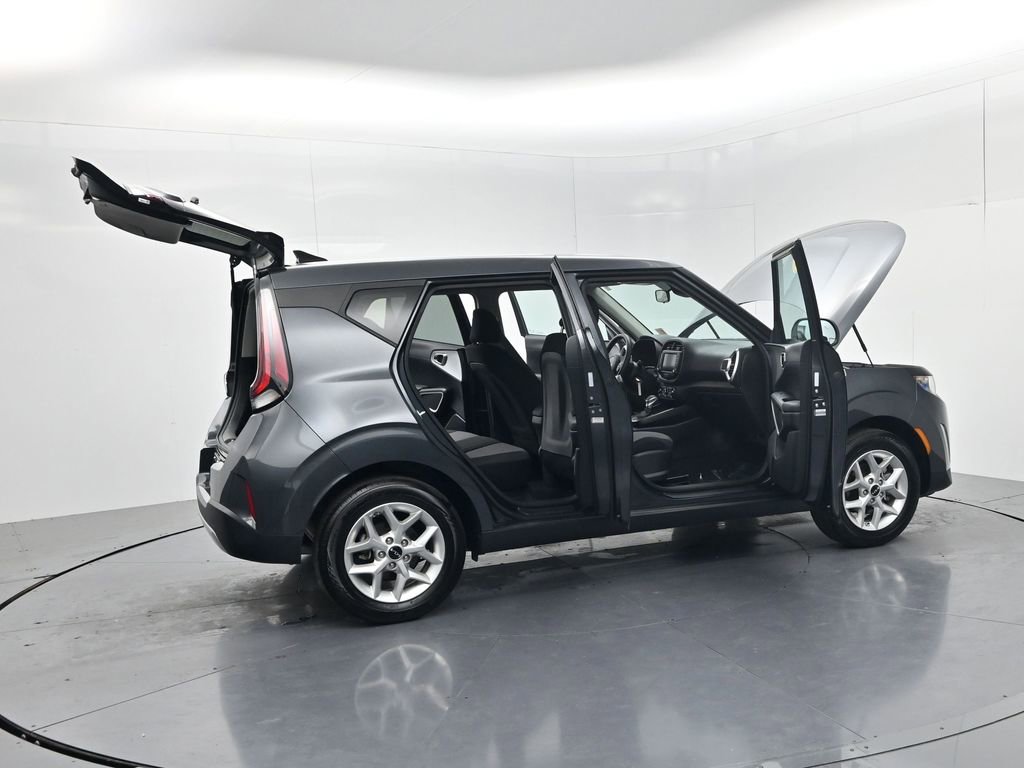 Certified 2024 Kia Soul LX w/ Option Group 015 FWD image 50