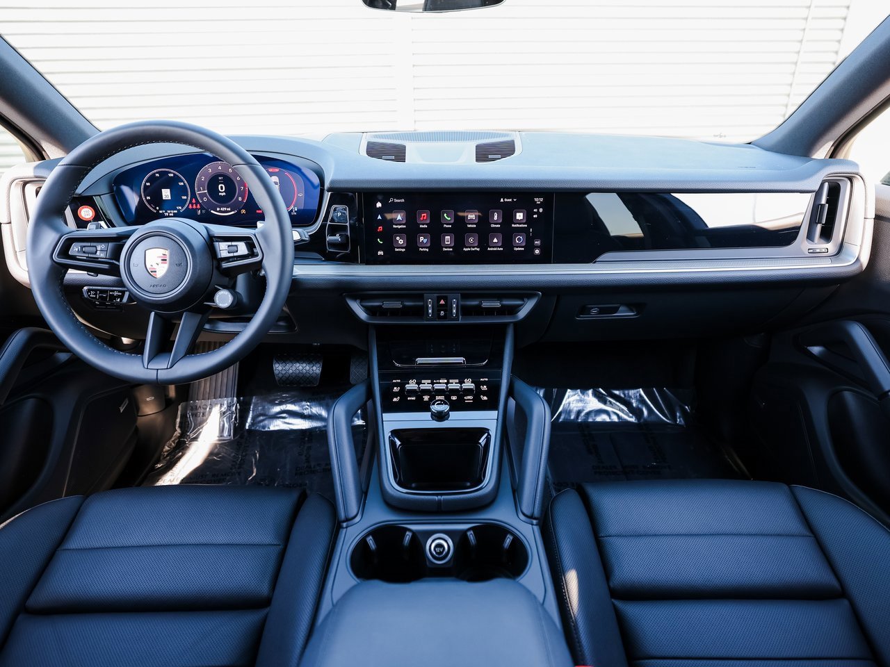 New 2025 Porsche Cayenne image 24