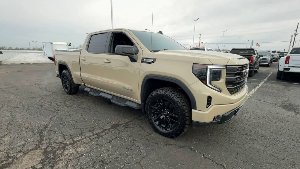 Used 2023 GMC Sierra 1500 Elevation image 2