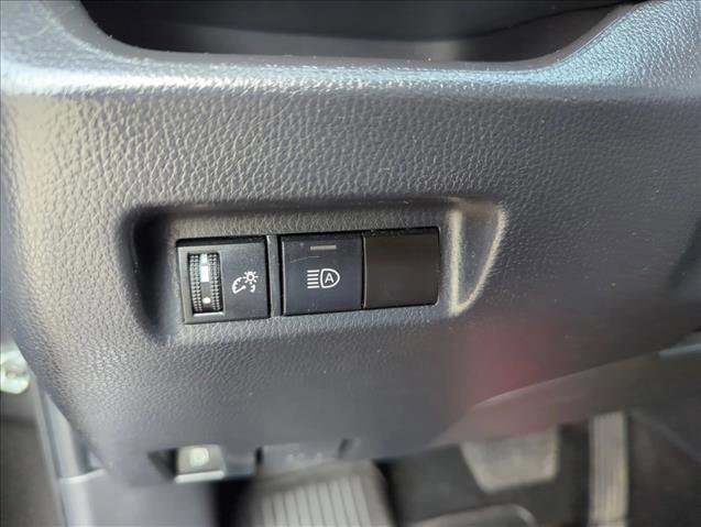 Used 2023 Toyota RAV4 LE image 27