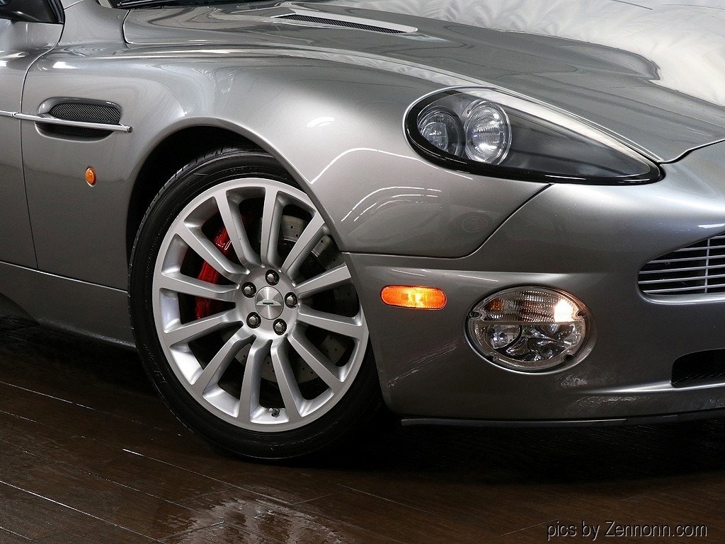 Used 2003 Aston Martin Vanquish Coupe image 3