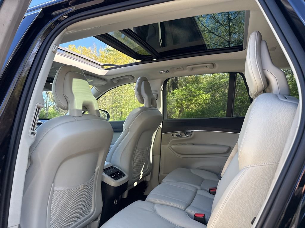 Used 2020 Volvo XC90 T5 Momentum AWD/4WD image 27