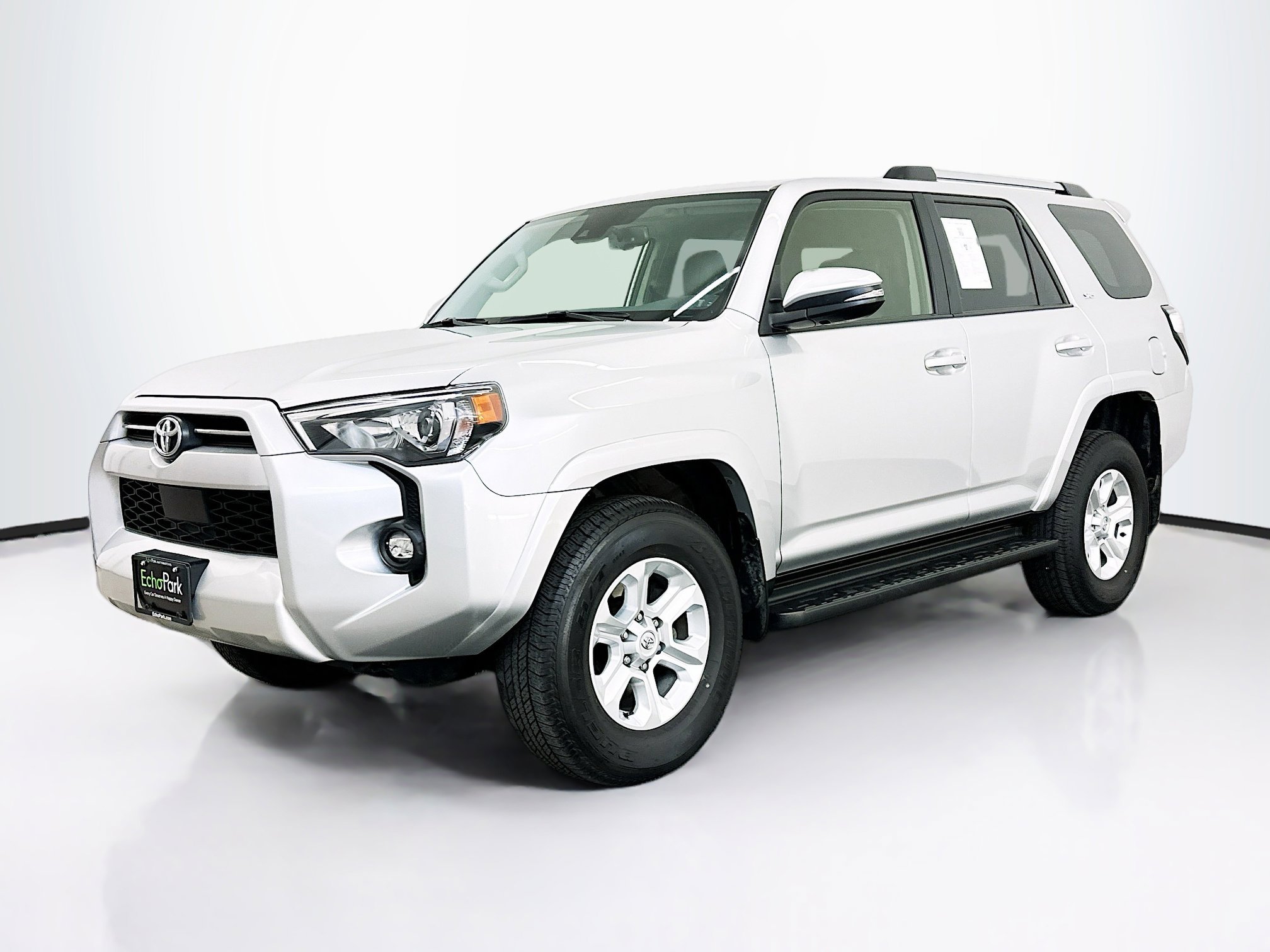 Used 2024 Toyota 4Runner SR5 Premium image 3