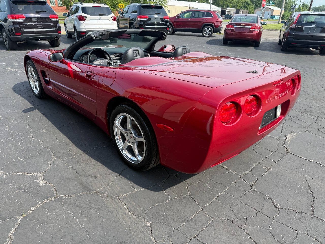 Used 2001 Chevrolet Corvette Convertible w/ Preferred Equipment Group2 RWD image 4