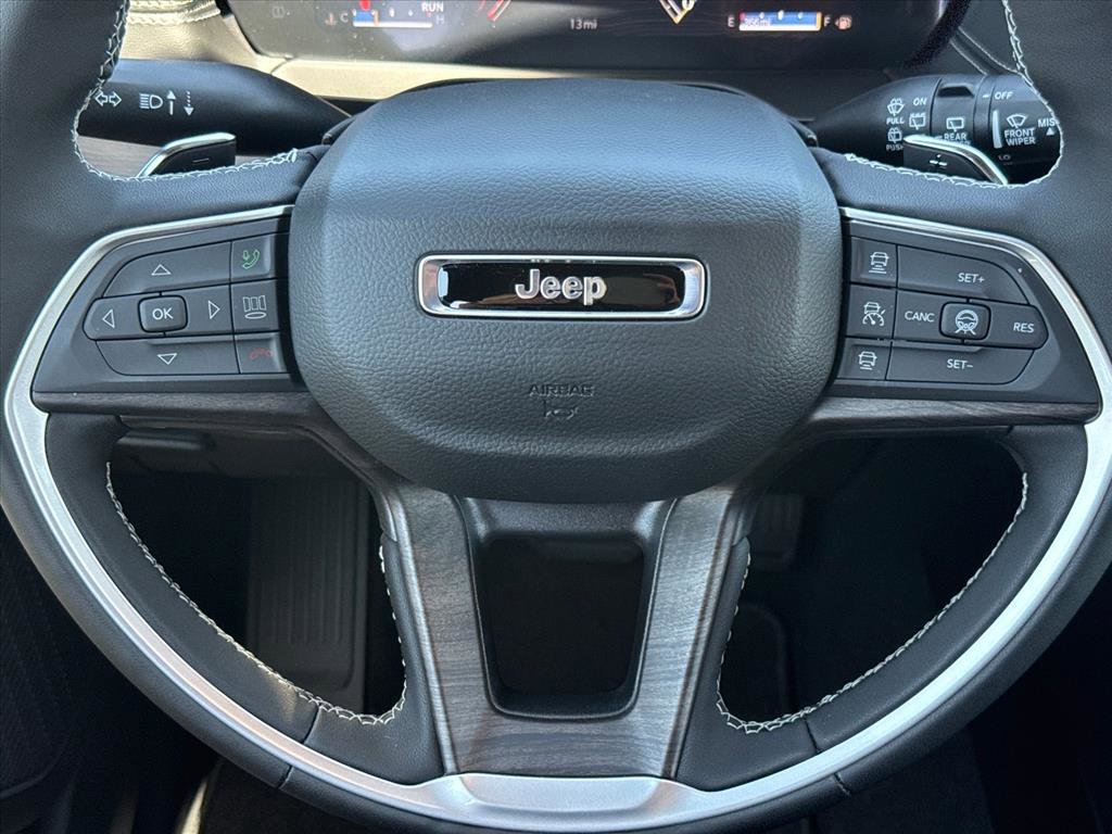 New 2026 Jeep Grand Cherokee L Limited AWD/4WD image 16