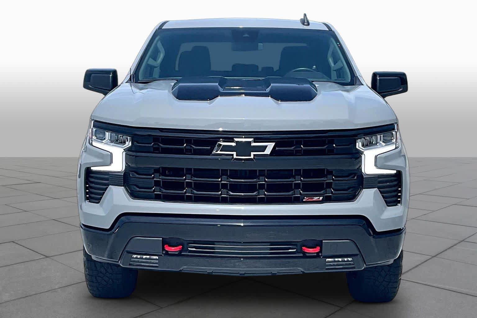 Used 2024 Chevrolet Silverado 1500 LT Trail Boss w/ Protection Package AWD/4WD image 4