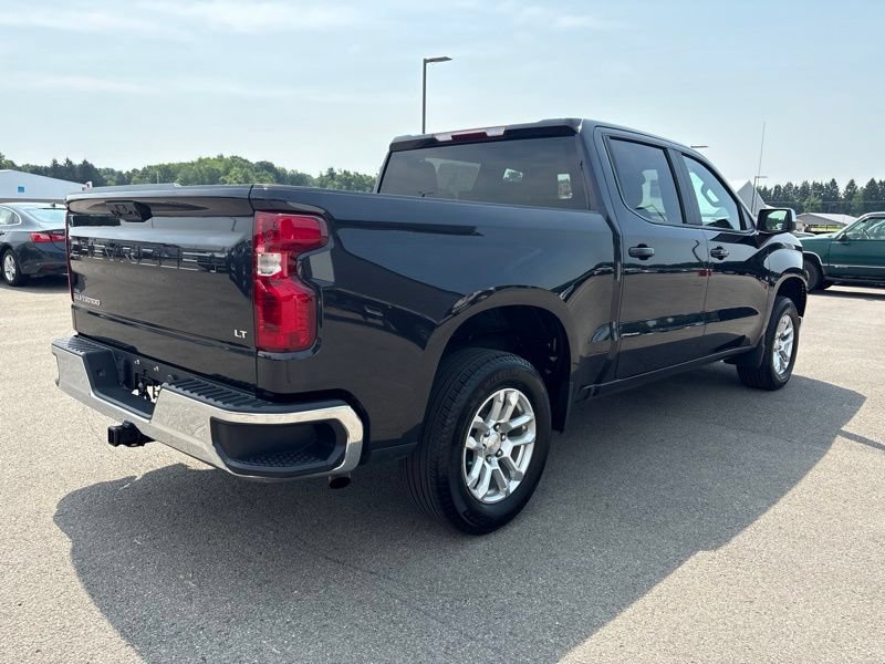Used 2024 Chevrolet Silverado 1500 LT AWD/4WD image 3