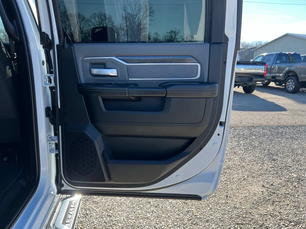 Used 2023 RAM 2500 Big Horn w/ Level 1 Equipment Group image 17