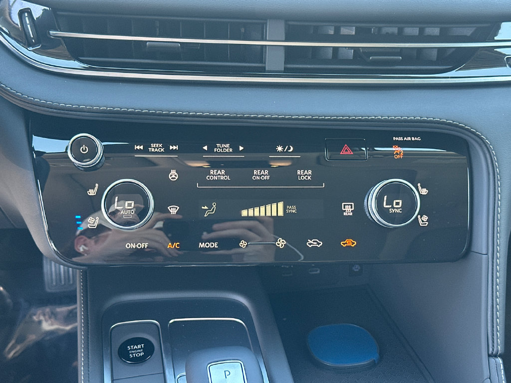 New 2027 INFINITI QX60 Luxe w/ Family Package FWD image 27