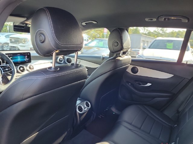 Used 2020 Mercedes-Benz GLC 300 image 11