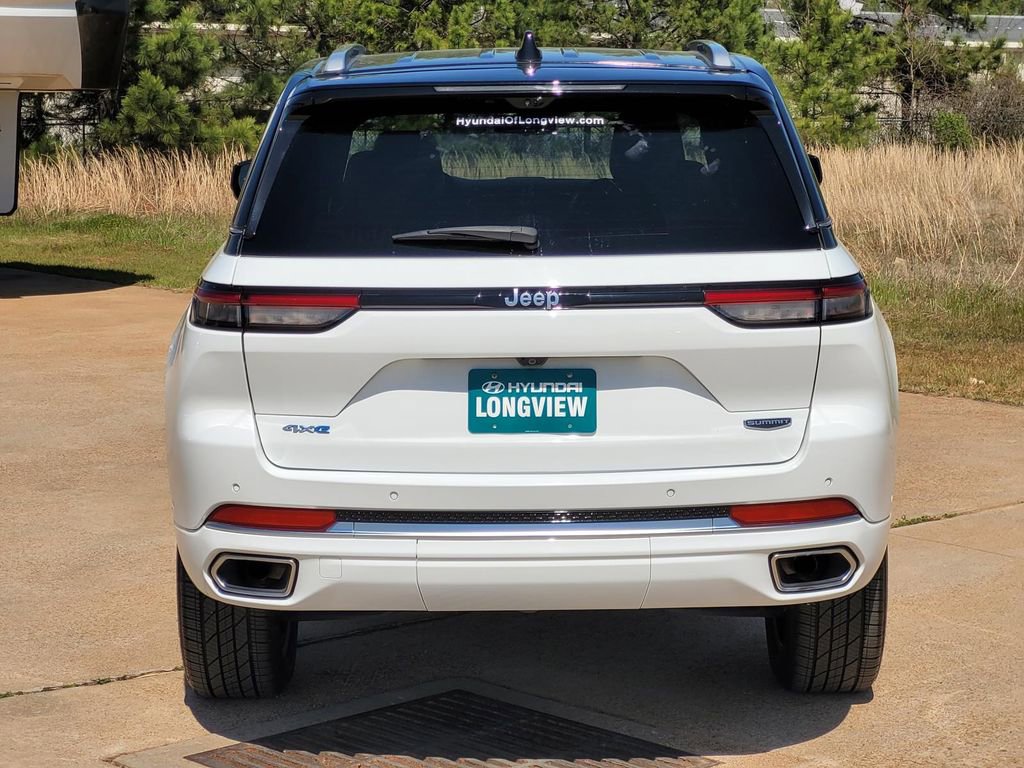 Used 2022 Jeep Grand Cherokee Summit w/ Advanced Protech Group IV image 5