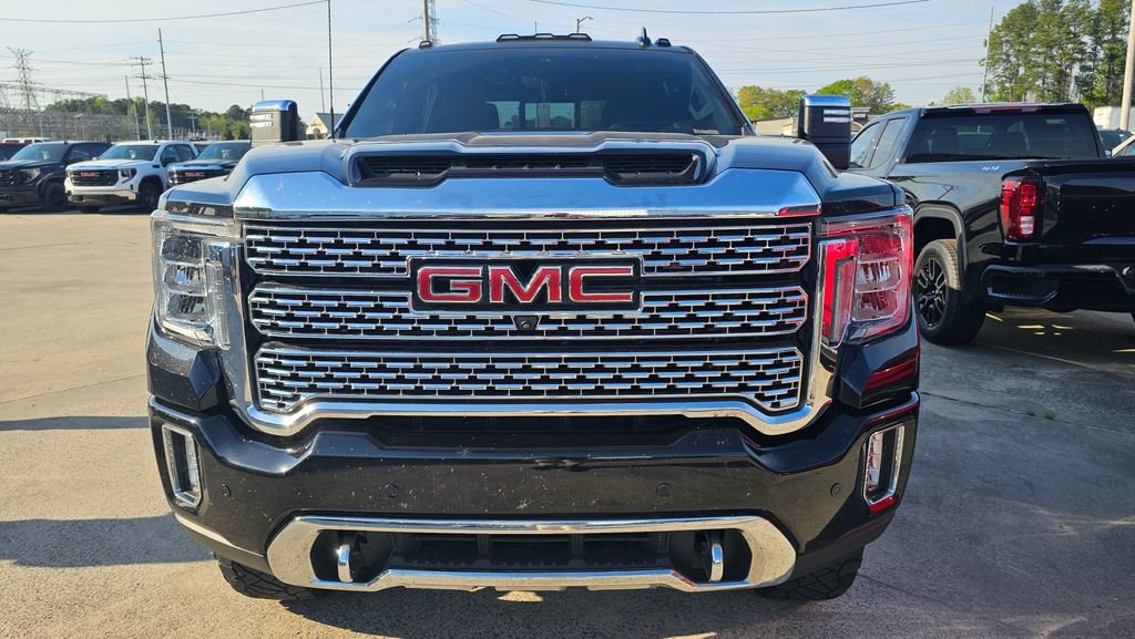 Used 2021 GMC Sierra 2500 Denali w/ Denali Black Diamond Edition image 2