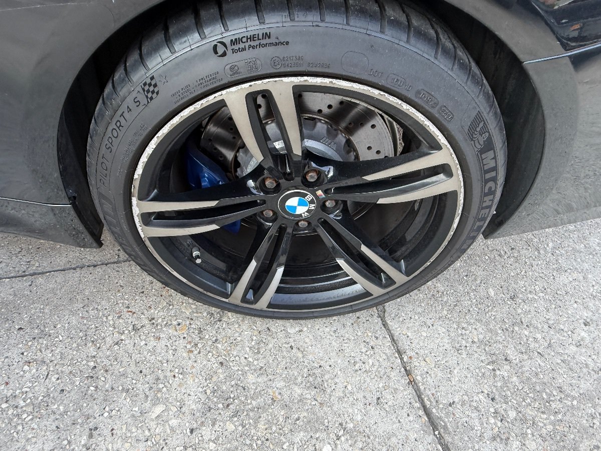 Used 2015 BMW M4 Convertible RWD image 13