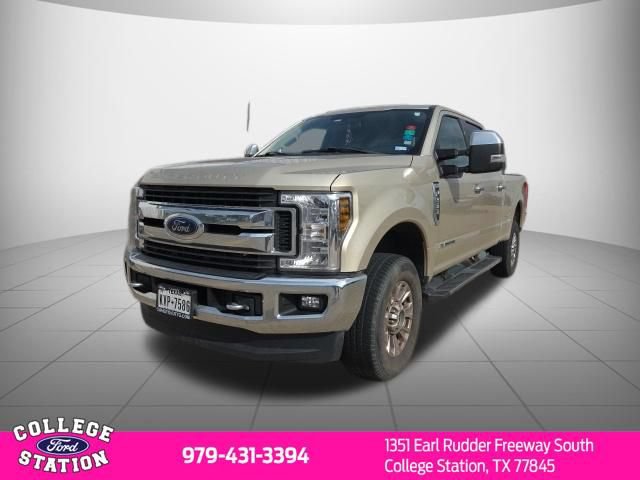 Used 2018 Ford F250 XLT w/ XLT Premium Package AWD/4WD image 3
