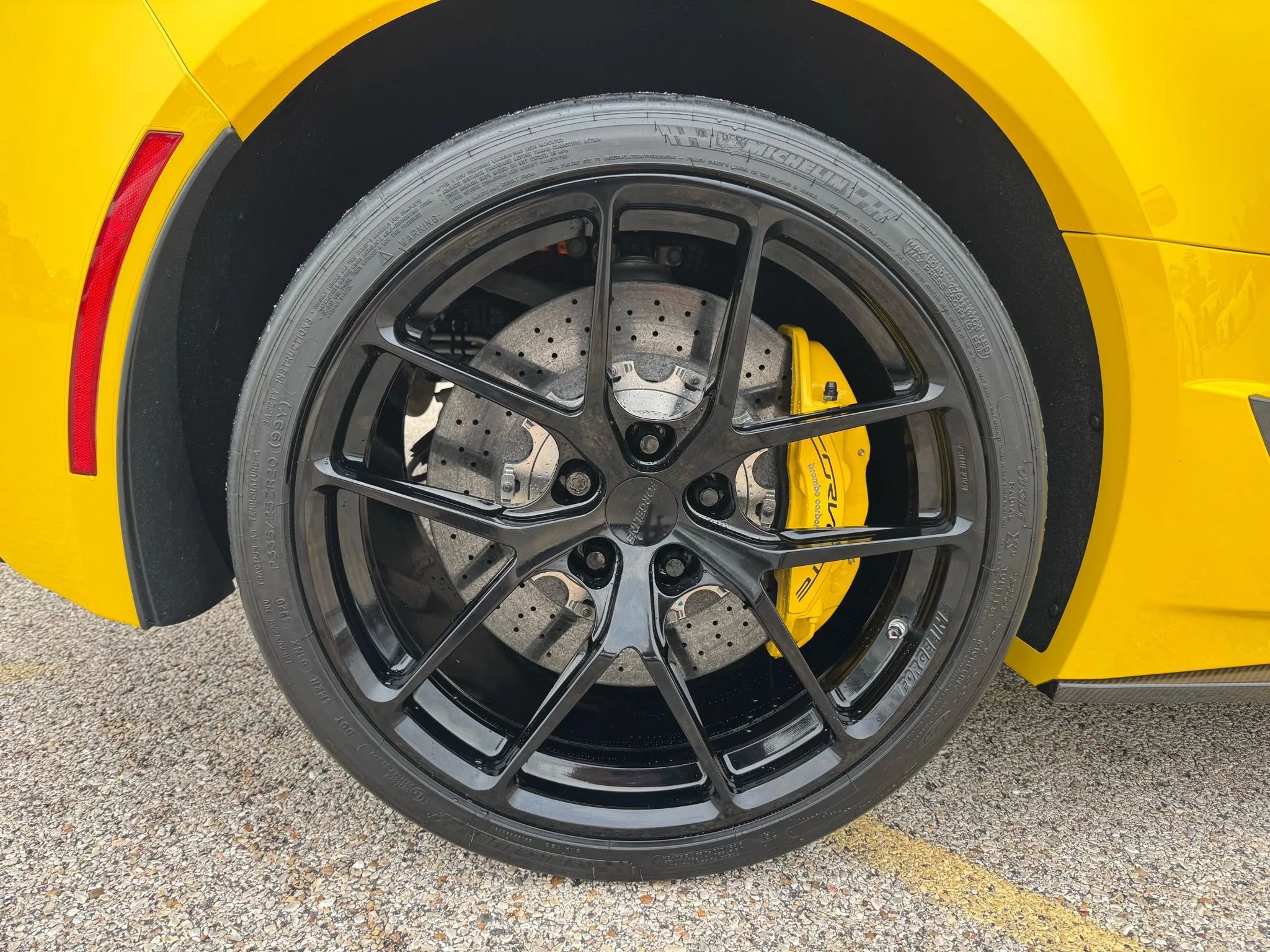 Used 2015 Chevrolet Corvette Z06 w/ Z07 Performance Package image 20