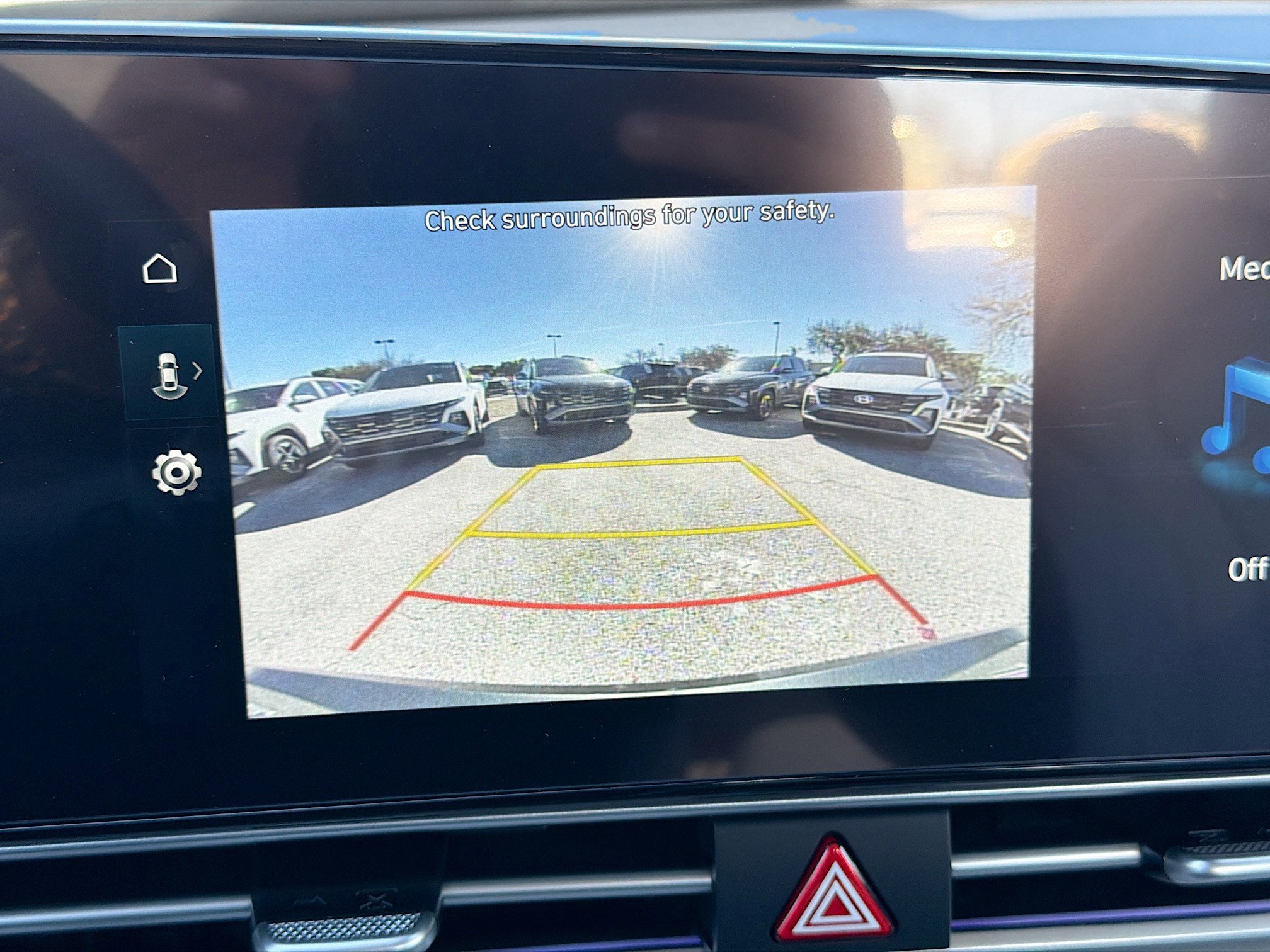 New 2026 Hyundai Elantra Limited image 32