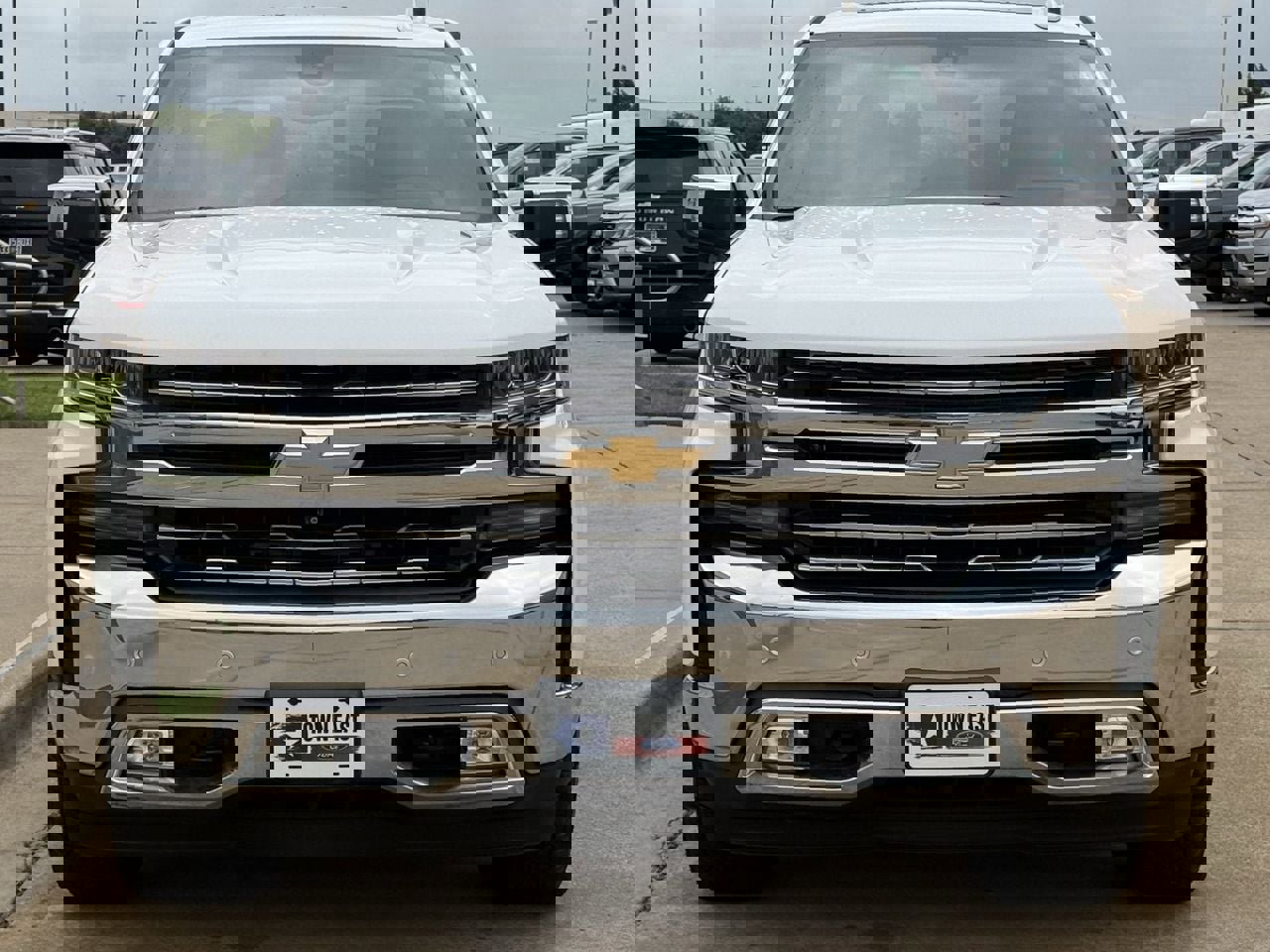 Used 2020 Chevrolet Silverado 1500 LTZ w/ LTZ Premium Package AWD/4WD image 8