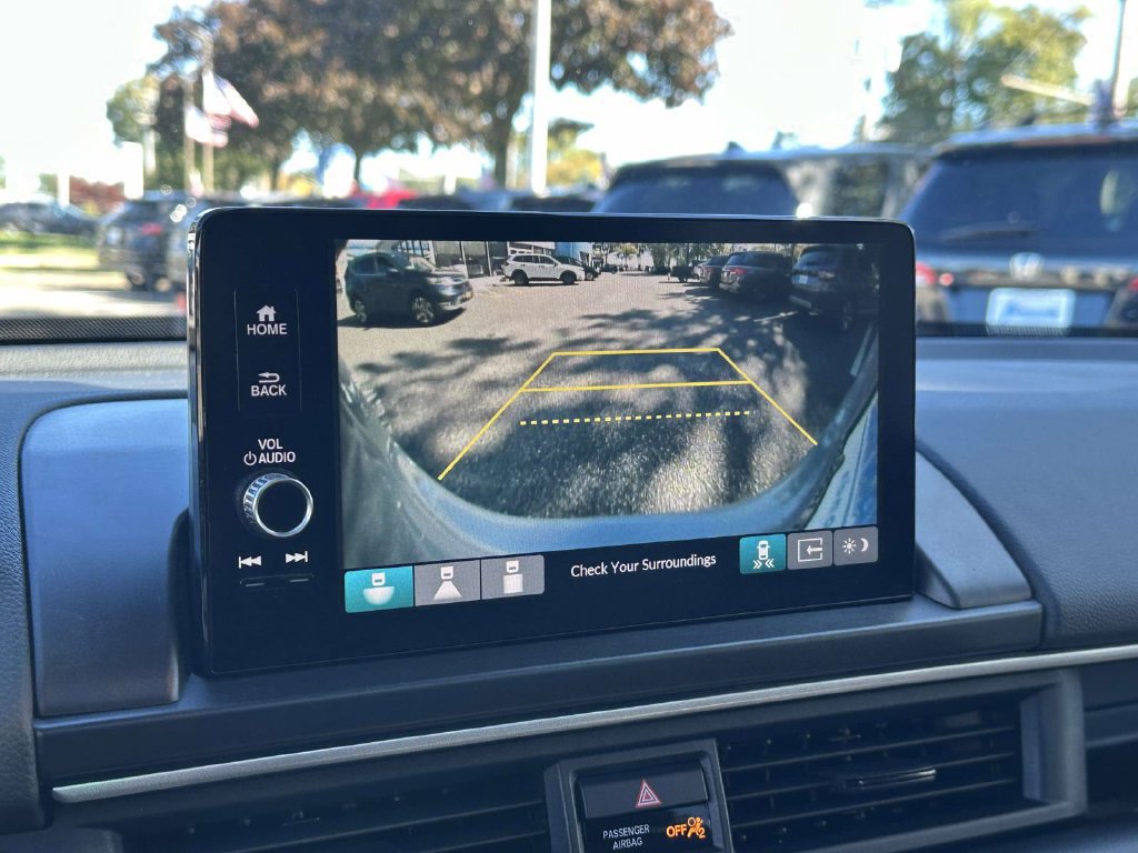 Certified 2023 Honda Pilot Touring image 26