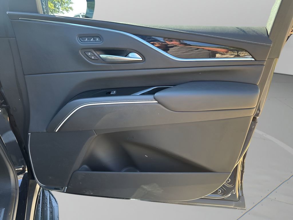 Used 2023 Cadillac Escalade Sport image 13