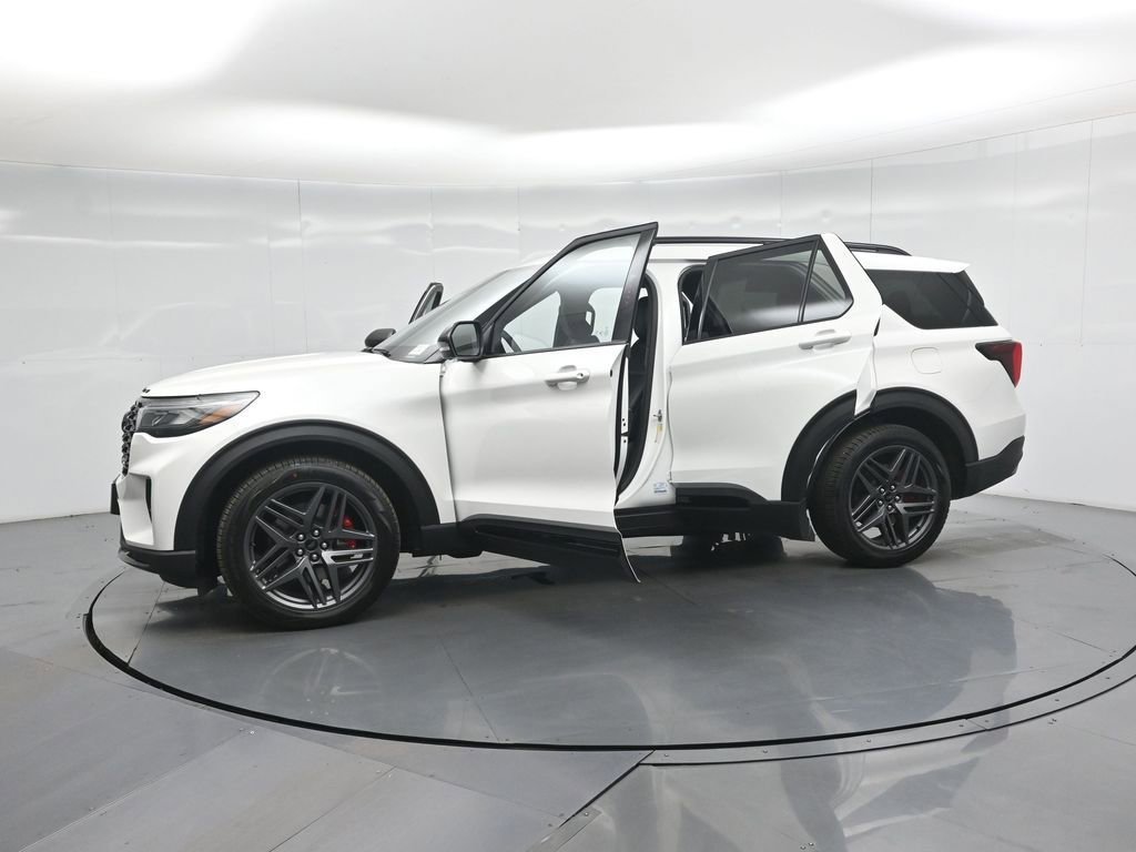 New 2026 Ford Explorer ST image 35