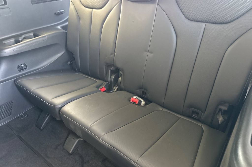 Used 2025 Hyundai Palisade SEL FWD image 18