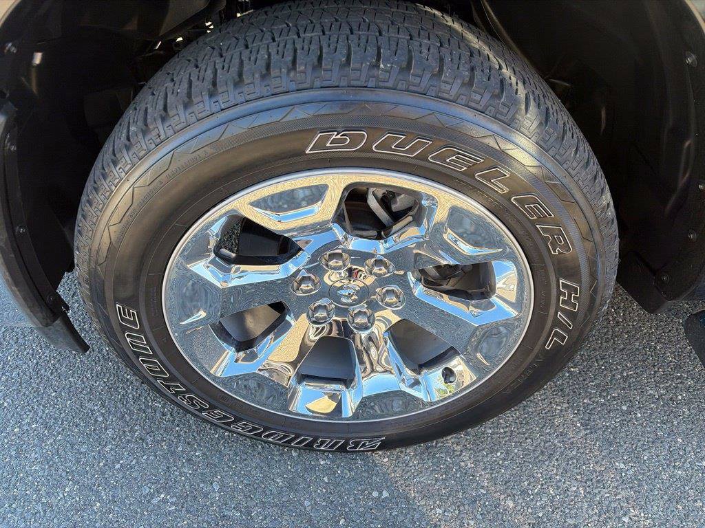 Used 2025 RAM 1500 Big Horn AWD/4WD image 24
