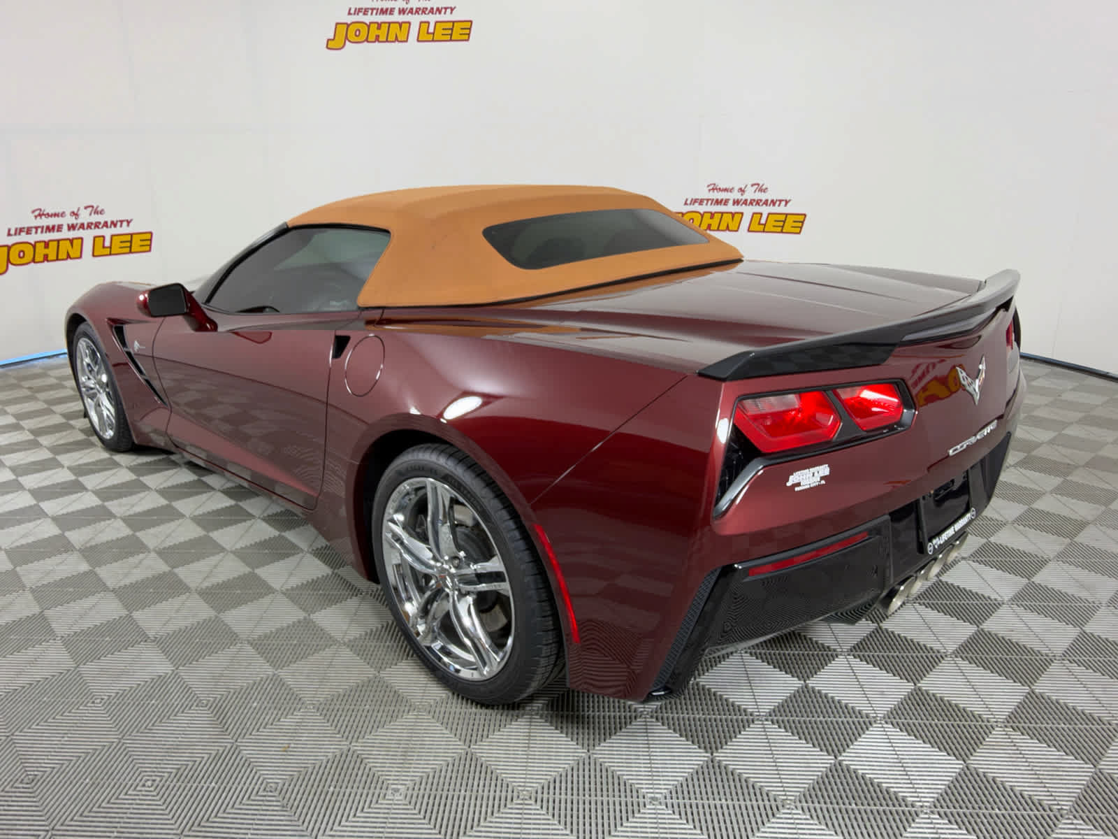 Used 2016 Chevrolet Corvette Stingray Convertible w/ 2LT Preferred Equipment Group RWD image 3