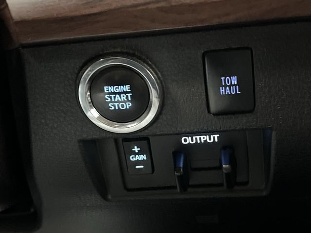 Certified 2020 Toyota Tundra Limited AWD/4WD image 18
