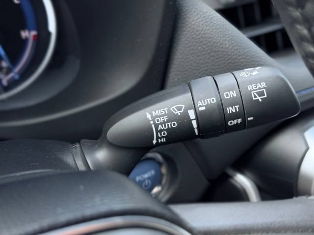 Used 2022 Toyota RAV4 XSE w/ XSE Grade Weather Package AWD/4WD image 32
