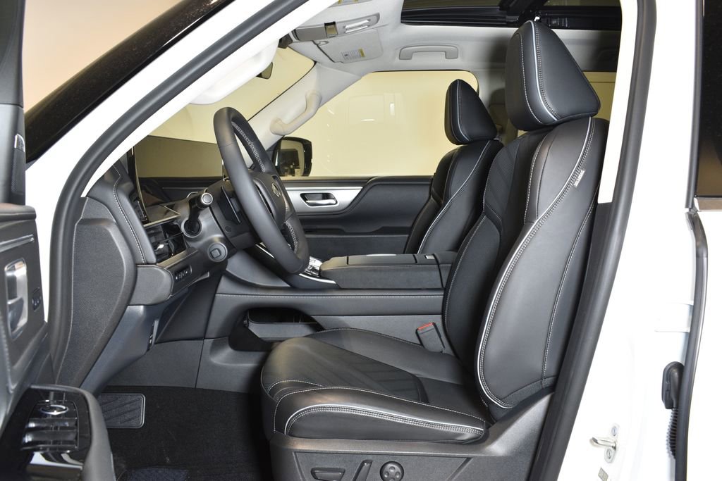 New 2026 INFINITI QX80 Luxe w/ Cargo Package image 12