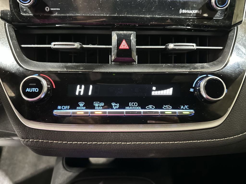 Used 2021 Toyota Corolla SE image 16