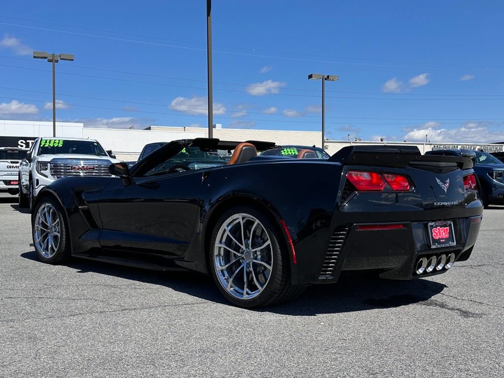 Used 2017 Chevrolet Corvette Grand Sport w/ Z07 Performance Package RWD image 18