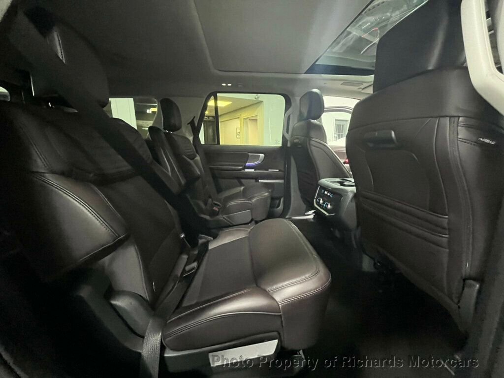 Used 2025 Ford Expedition Platinum w/ Platinum Ultimate Package image 22