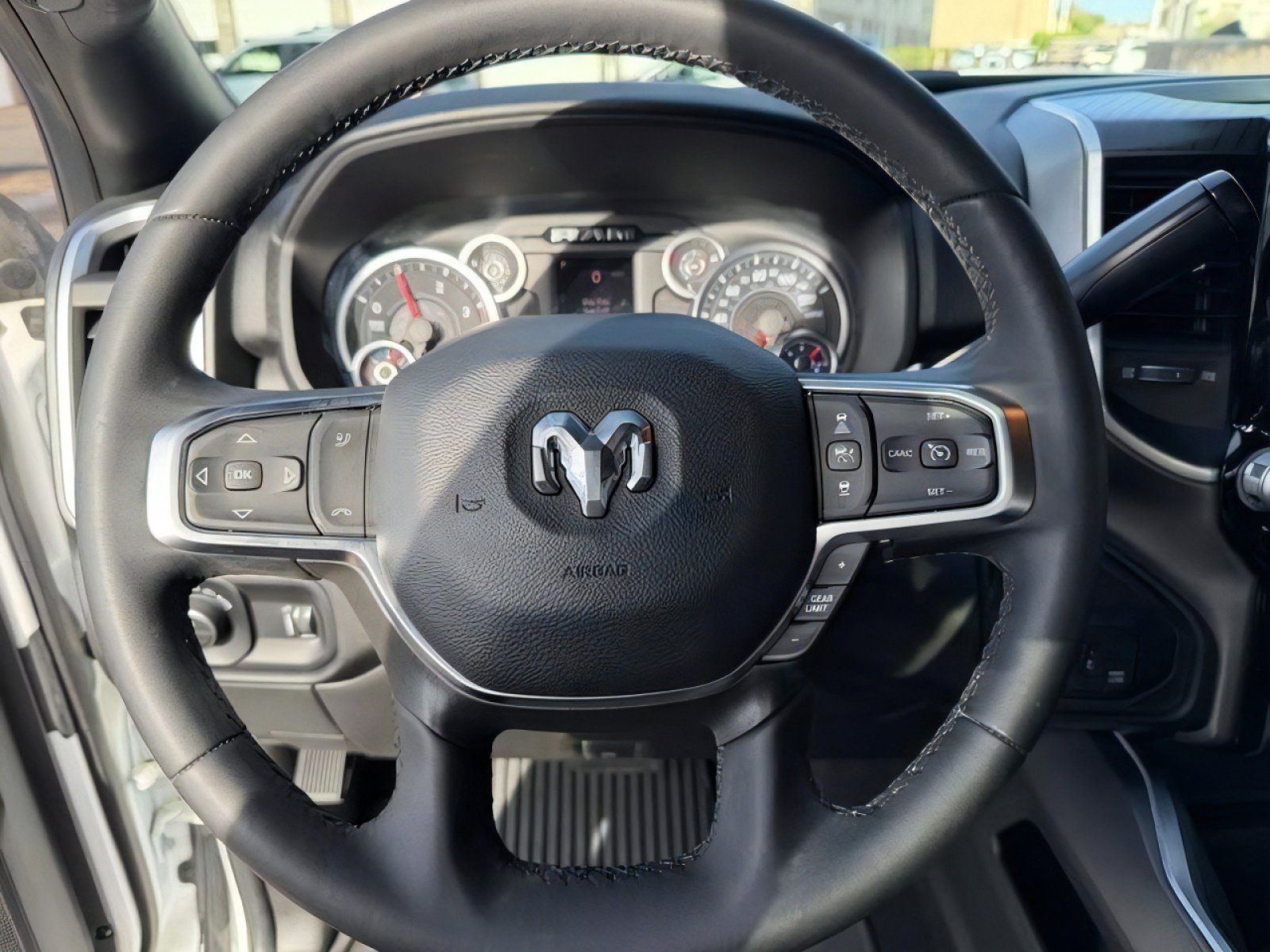 Used 2025 RAM 3500 Big Horn AWD/4WD image 20