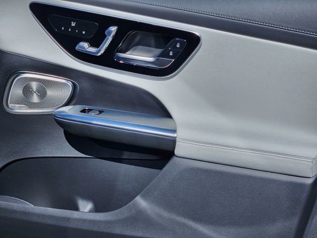 New 2026 Mercedes-Benz GLC 300 4MATIC image 17