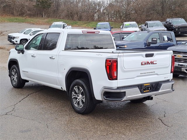 Used 2025 GMC Sierra 1500 SLT image 3