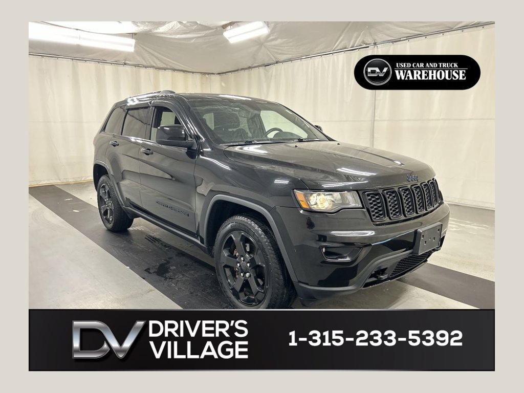Used 2018 Jeep Grand Cherokee Laredo AWD/4WD image 1