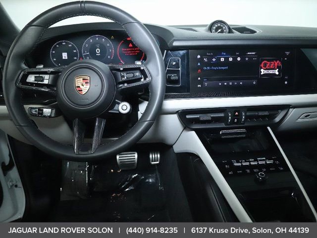 Used 2025 Porsche Cayenne GTS AWD/4WD image 15