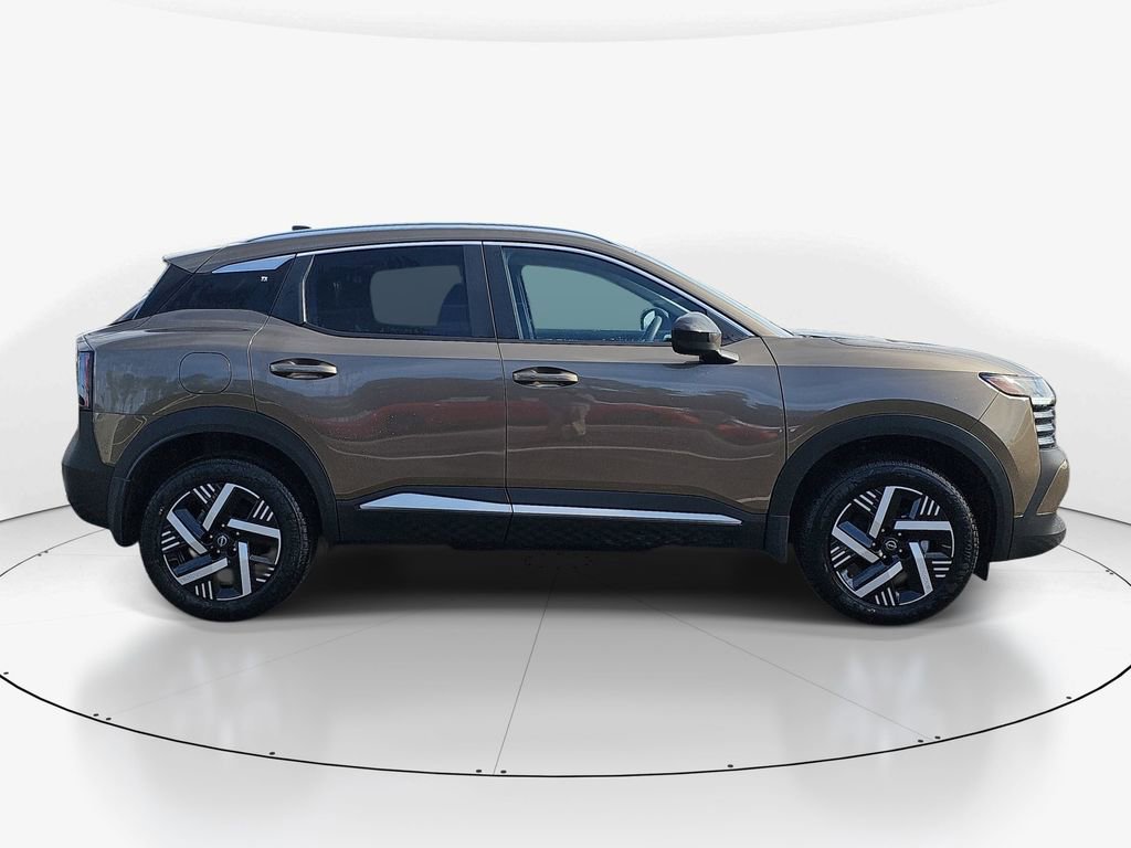 New 2026 Nissan Kicks SV w/ SV Premium Package FWD image 3