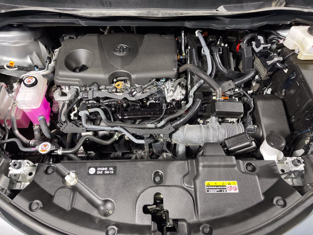 Certified 2025 Toyota Sienna XLE FWD image 9
