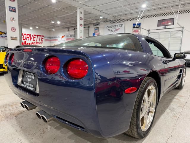 Used 2000 Chevrolet Corvette Coupe w/ Performance Handling Pkg RWD image 5